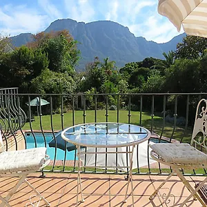 Avenue Torquay Hotel Cape Town